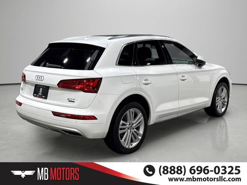 Used 2018 Audi Q5 2.0T Premium Plus w/ Premium Plus Package AWD/4WD image 4