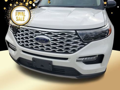 Used 2020 Ford Explorer Platinum w/ Premium Technology Package image 11