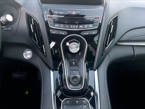 Used 2024 Acura RDX w/ Technology Package image 32