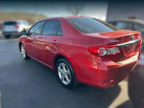 Used 2011 Toyota Corolla LE w/ Premium Pkg image 4