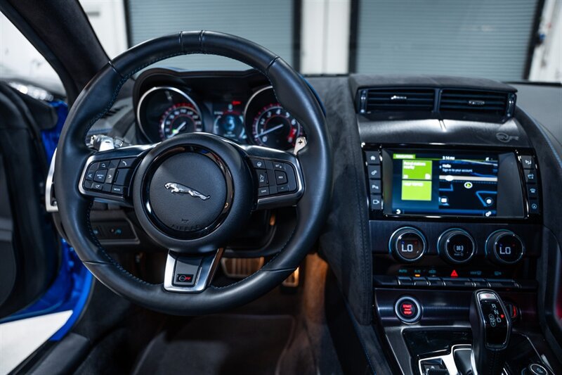 Used 2018 Jaguar F-TYPE SVR AWD/4WD image 45