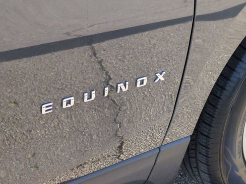 Used 2020 Chevrolet Equinox LT image 32