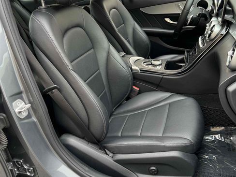 Used 2021 Mercedes-Benz C 300 Sedan w/ AMG Line image 36