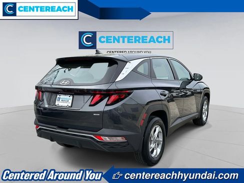 Used 2023 Hyundai Tucson SE AWD/4WD image 4