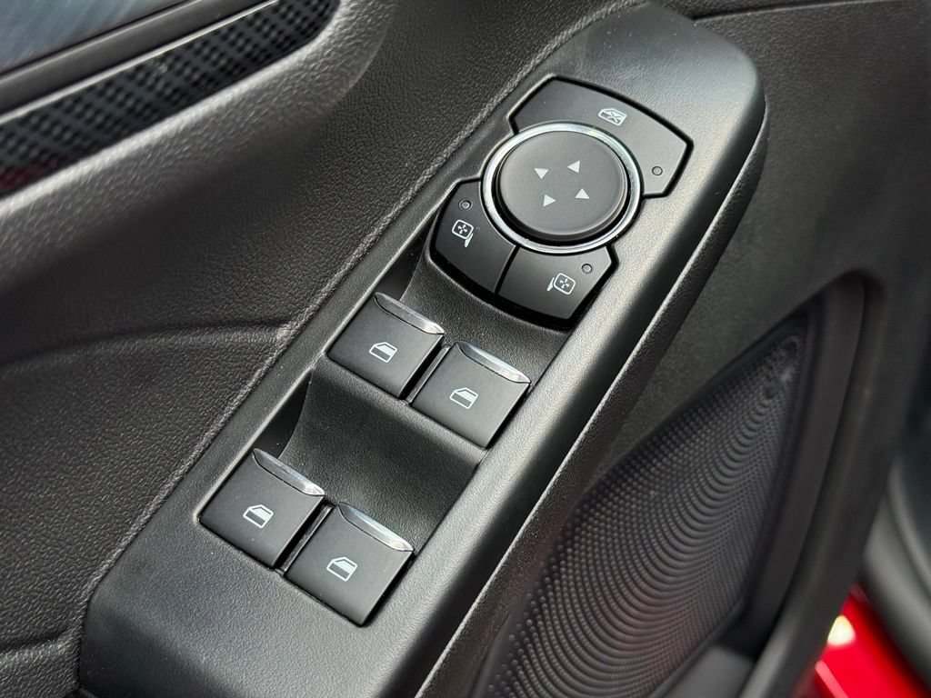 Used 2024 Ford Escape ST-Line w/ Tech Pack #1 FWD image 15