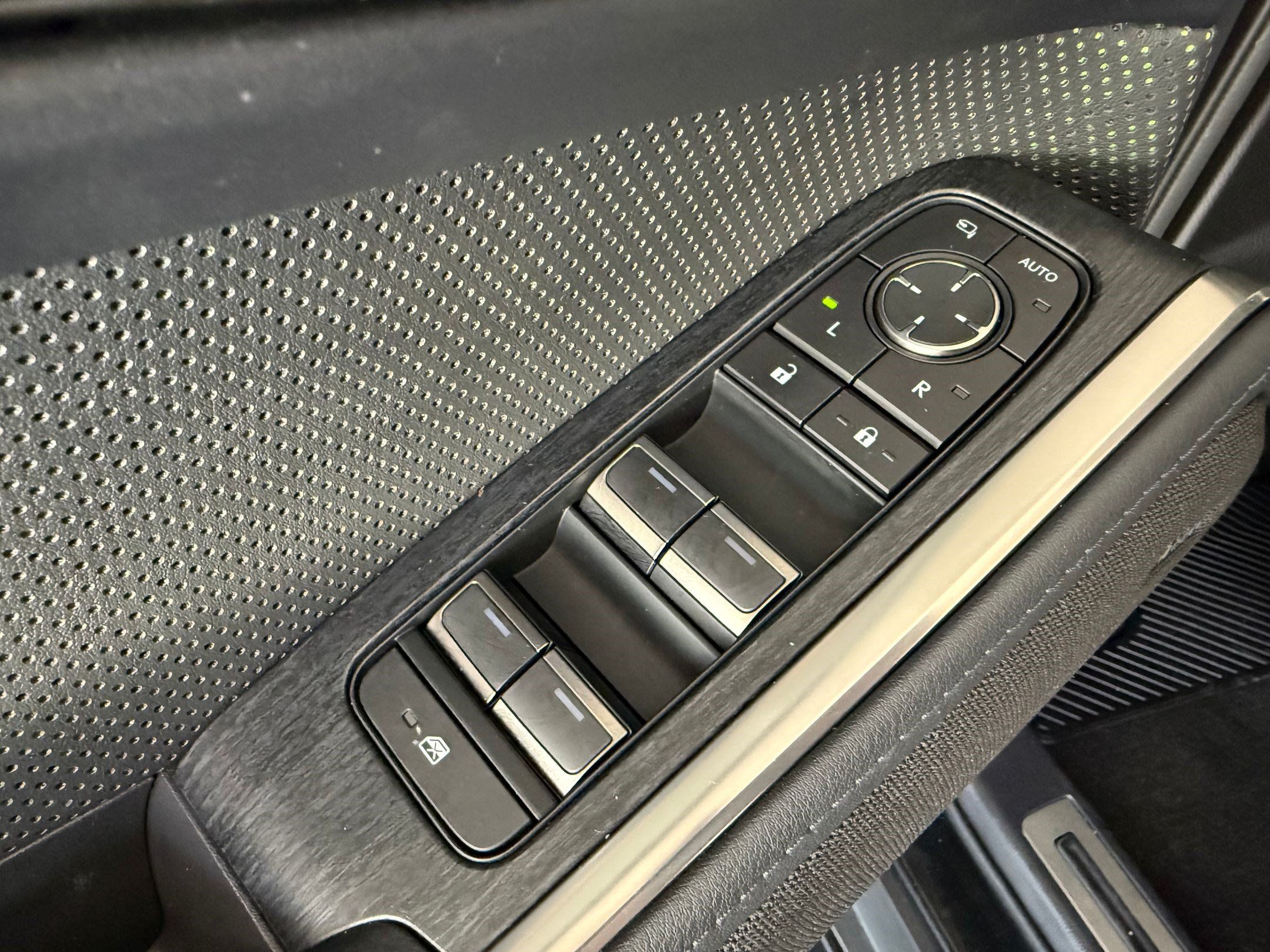 Used 2024 Lexus GX 550 AWD/4WD image 13