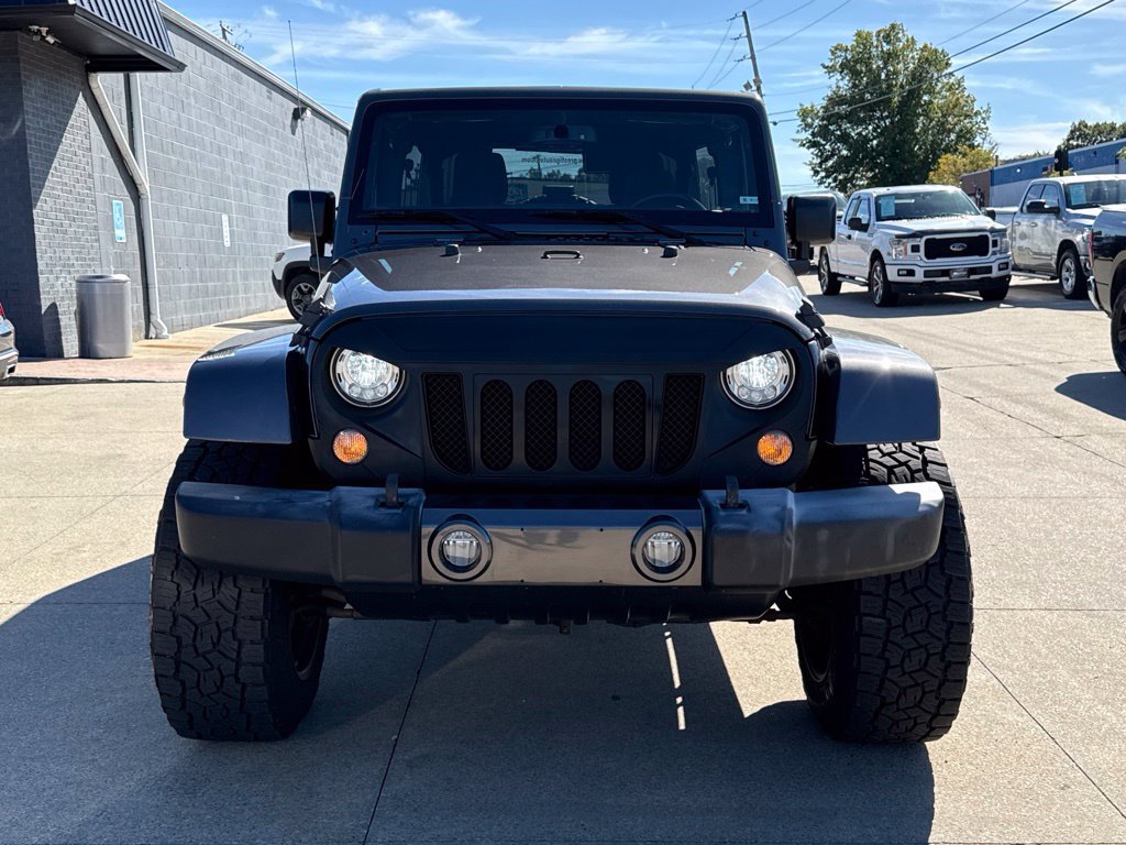 Used 2017 Jeep Wrangler Unlimited Sahara w/ Connectivity Group AWD/4WD image 20