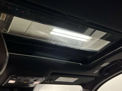 Certified 2024 Toyota Tacoma TRD Sport image 19