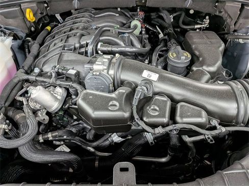 New 2025 Jeep Grand Cherokee L Laredo image 31