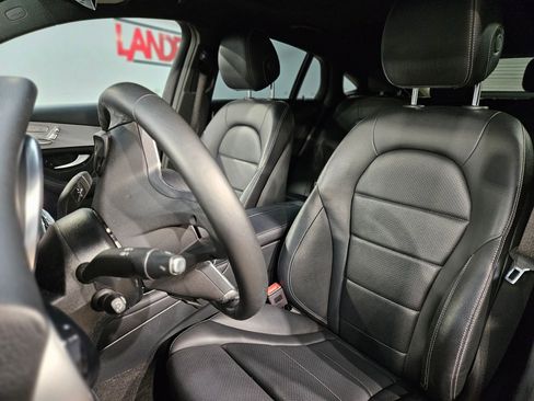 Used 2021 Mercedes-Benz GLC 300 4MATIC Coupe image 24