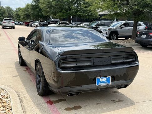 Used 2023 Dodge Challenger R/T w/ Blacktop Package RWD image 3