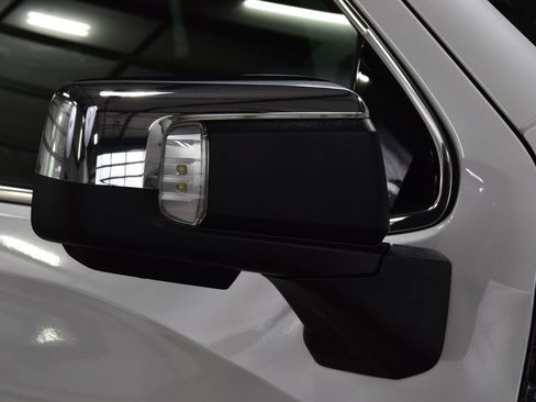 Used 2024 GMC Sierra 1500 Denali Ultimate AWD/4WD image 18