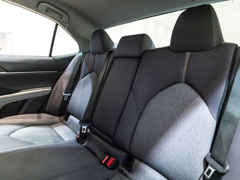 Used 2024 Toyota Camry LE FWD image 30