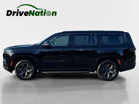 Used 2026 Jeep Grand Wagoneer Limited w/ 8-Passenger Seating Package AWD/4WD image 8