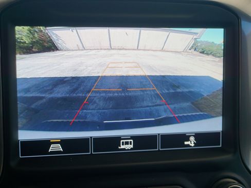 Used 2021 Chevrolet Silverado 2500 LTZ image 26