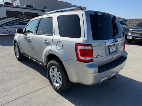 Used 2011 Ford Escape Limited image 5