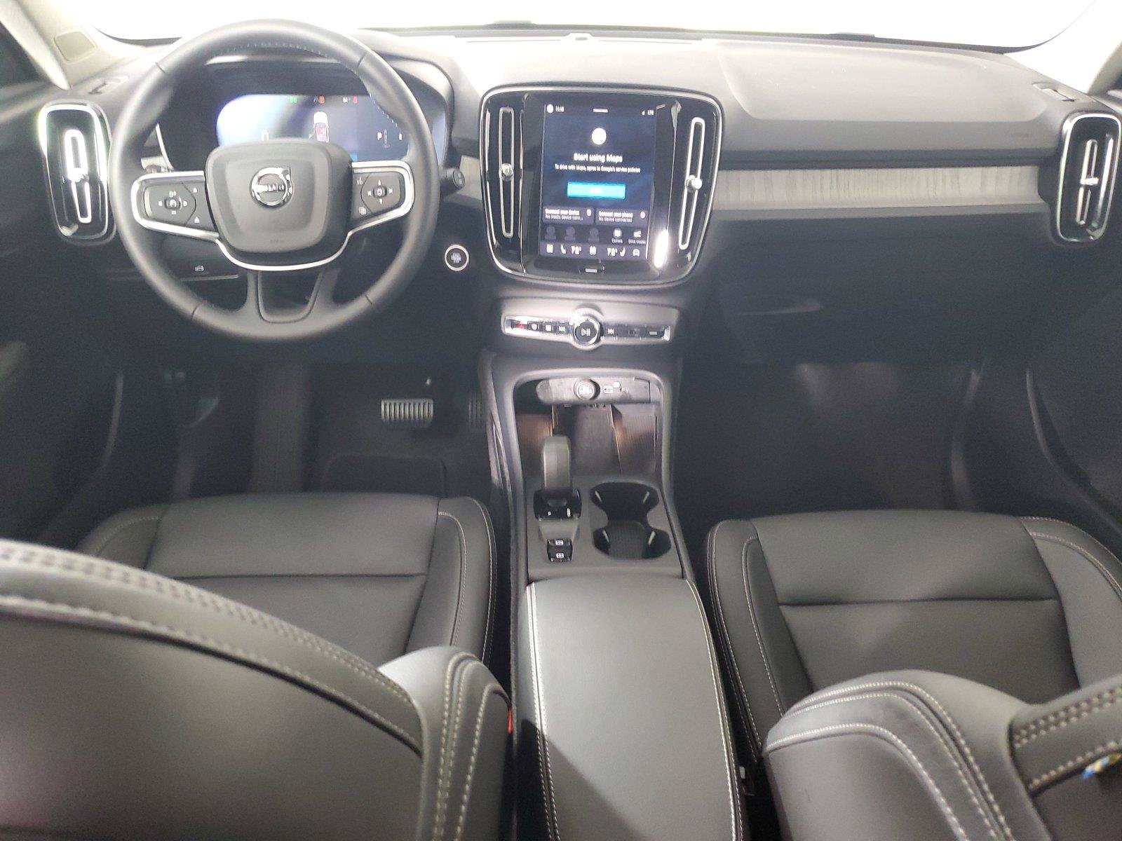 Used 2026 Volvo XC40 B5 Core AWD/4WD image 15