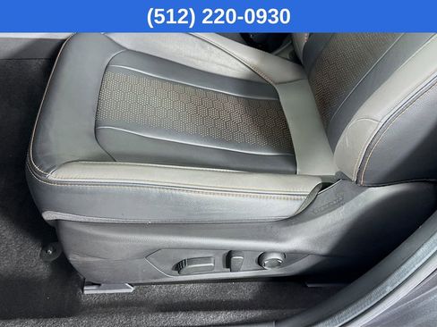 Certified 2025 Subaru Crosstrek 2.5i Limited w/ Crosstrek Mirror Package image 23