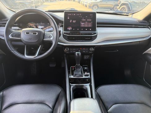 Used 2024 Jeep Compass Limited AWD/4WD image 19