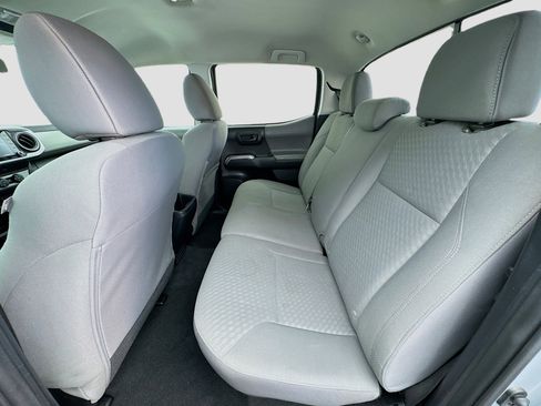 Used 2021 Toyota Tacoma SR5 image 15