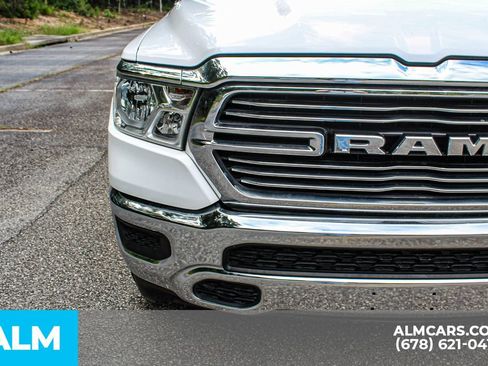 Used 2024 RAM 1500 Laramie AWD/4WD image 12