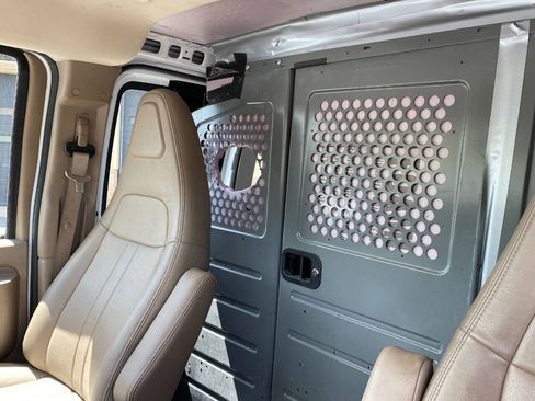 Used 2019 Chevrolet Express 2500 Extended w/ Driver Convenience Package RWD image 19