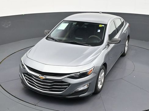 Used 2023 Chevrolet Malibu LS FWD image 19