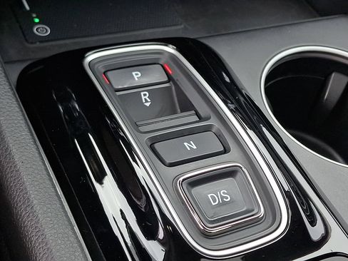 Used 2024 Honda Pilot Elite image 17