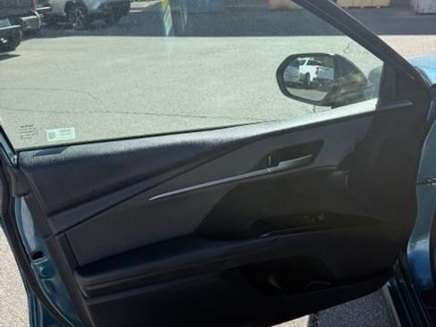 Used 2025 Toyota Camry SE w/ Convenience Package FWD image 14