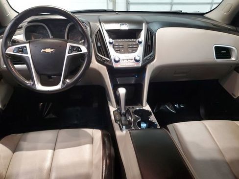 Used 2010 Chevrolet Equinox LT w/ Chrome Appearance Package image 15