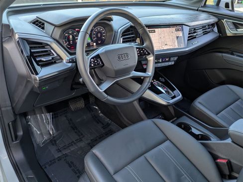 Used 2024 Audi Q4 e-tron Premium Plus w/ Premium Plus image 15