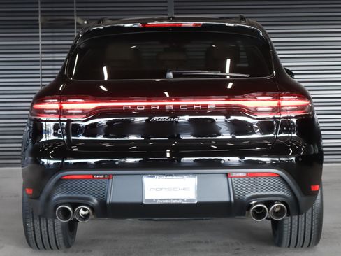 New 2026 Porsche Macan S image 9