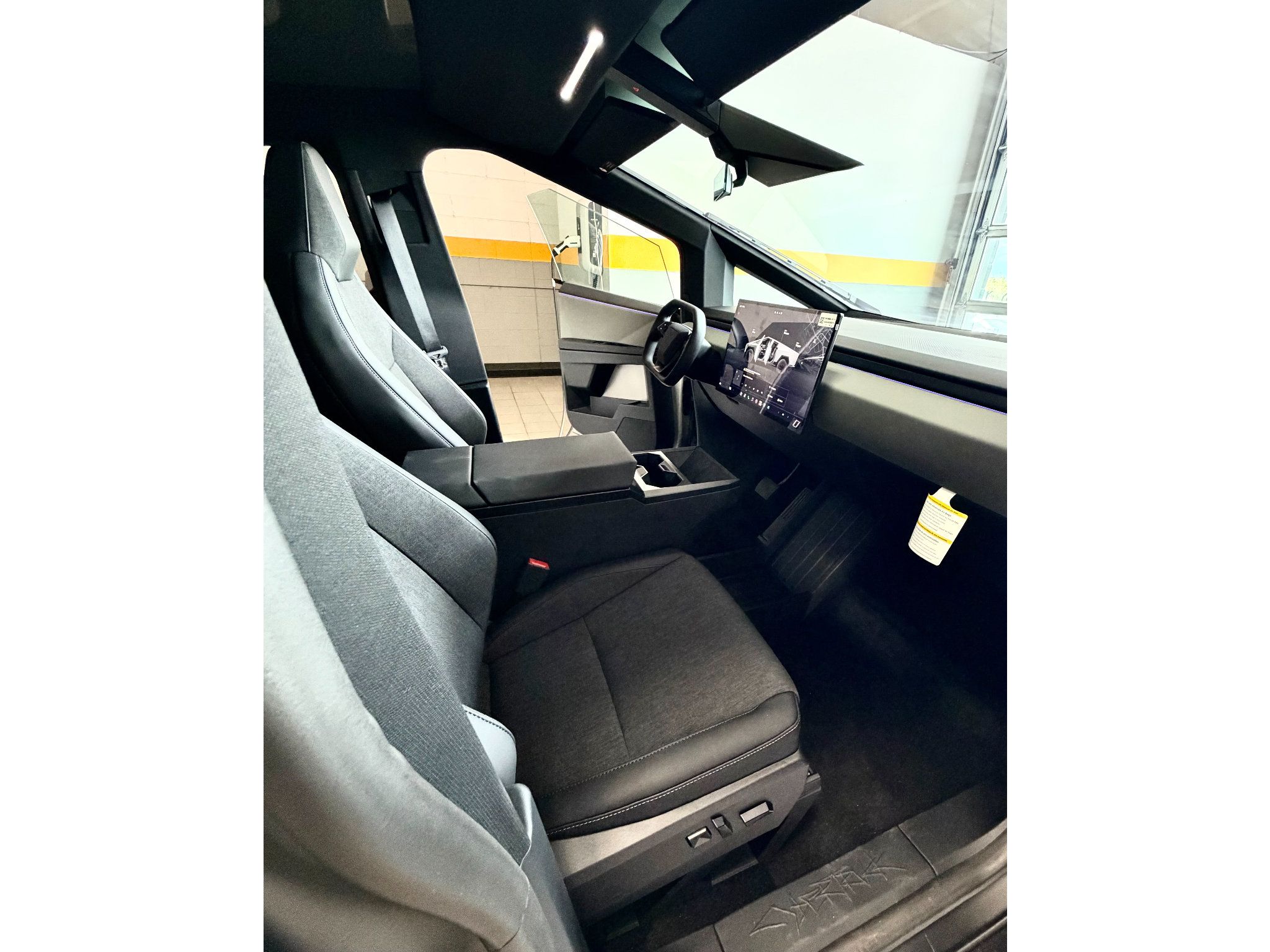 Used 2026 Tesla Cybertruck AWD Crew Cab image 16