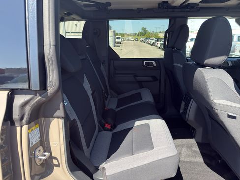 New 2026 Ford Bronco Big Bend AWD/4WD image 16