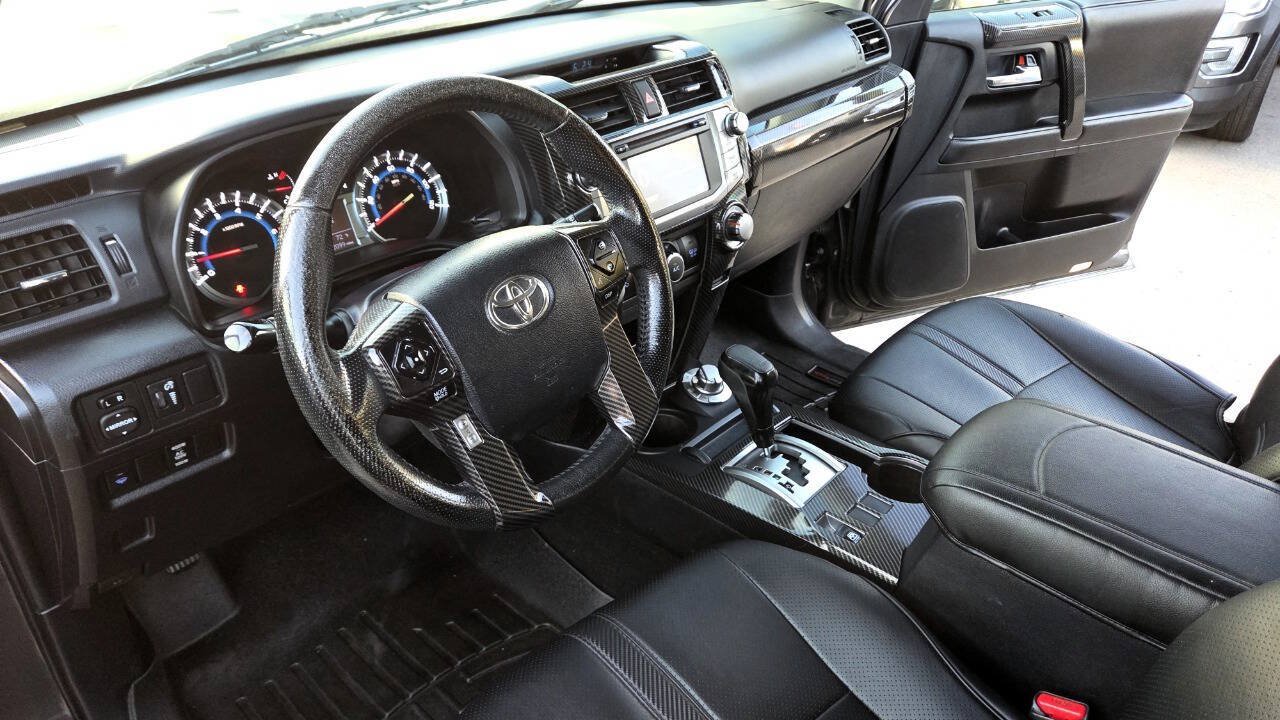 Used 2014 Toyota 4Runner SR5 AWD/4WD image 34