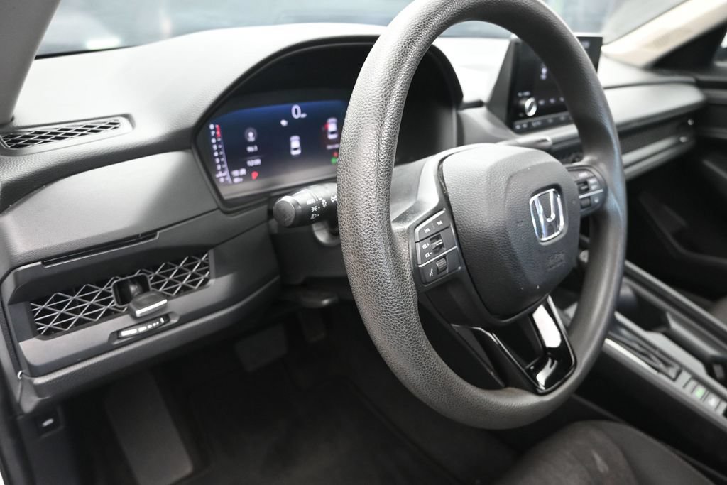Used 2024 Honda Accord EX image 12