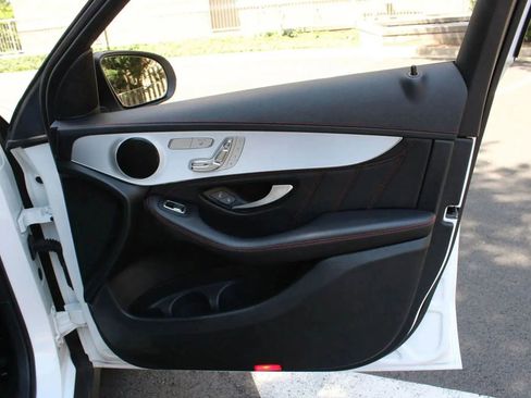 Used 2019 Mercedes-Benz GLC 43 AMG 4MATIC image 34