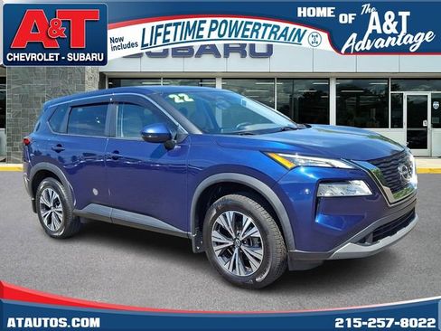 Used 2022 Nissan Rogue SV AWD/4WD image 1