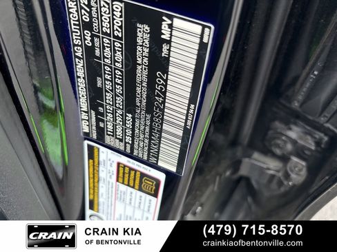 Used 2025 Mercedes-Benz GLC 300 4MATIC image 8