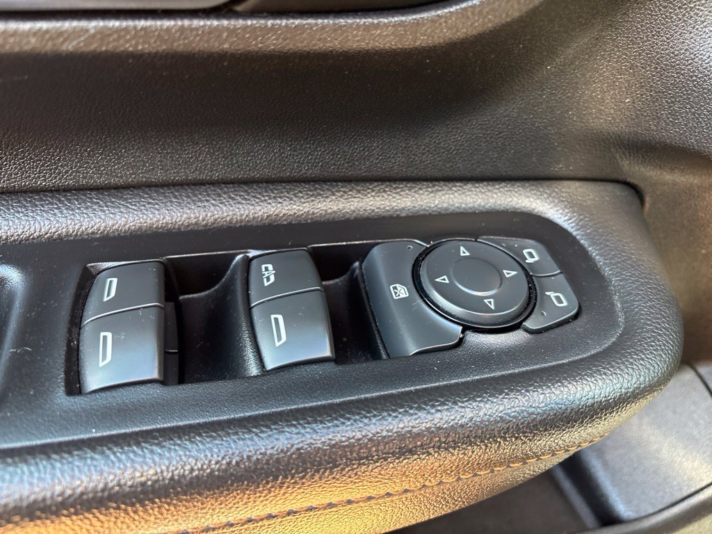 Used 2018 GMC Terrain SLE w/ Driver Convenience Package AWD/4WD image 12
