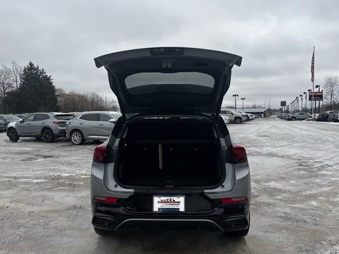 Used 2024 Buick Encore GX Sport Touring w/ Advanced Technology Package image 11