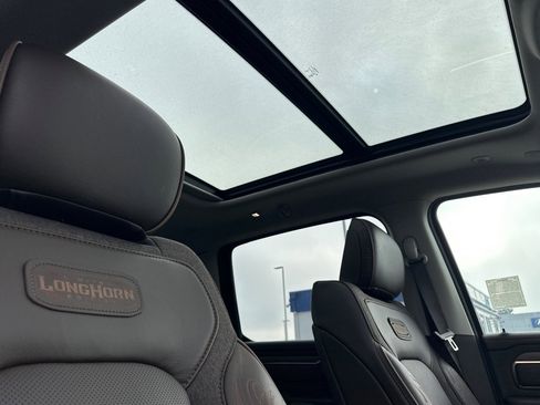 New 2026 RAM 1500 Limited w/ Trailer Tow Group image 16