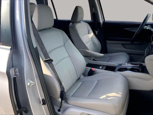 Used 2021 Honda Pilot Special Edition image 9