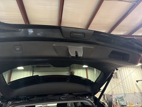 Used 2024 Chevrolet Blazer LT w/ Convenience Package FWD image 29