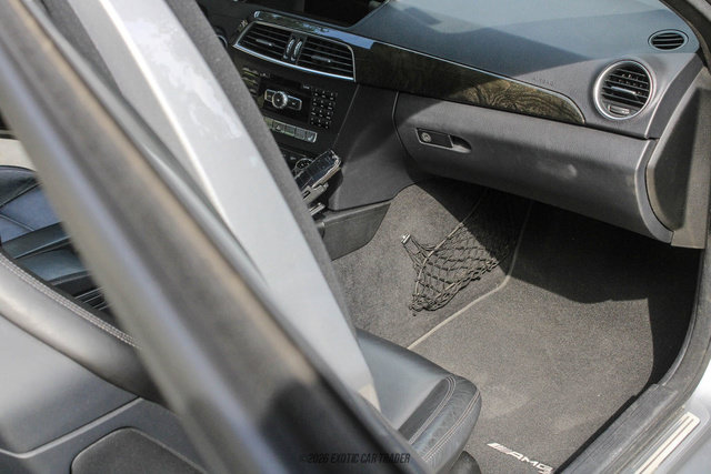 Used 2013 Mercedes-Benz C 63 AMG Sedan image 32