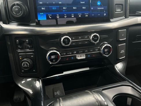 Used 2021 Ford F150 Lariat image 15