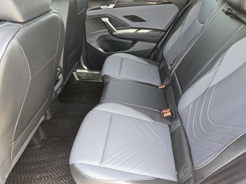 Used 2025 Volkswagen Tiguan SE AWD/4WD image 26