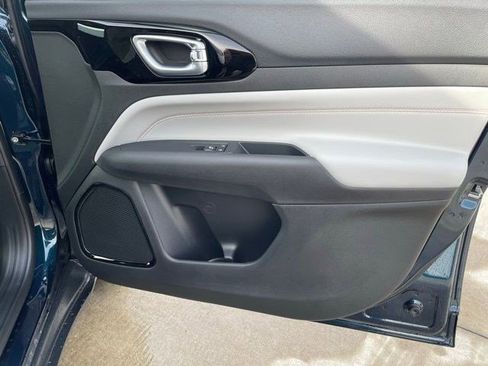 New 2026 Jeep Compass Limited AWD/4WD image 13