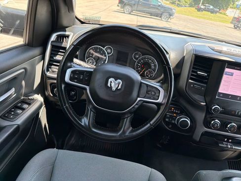 Used 2022 RAM 1500 Big Horn AWD/4WD image 29