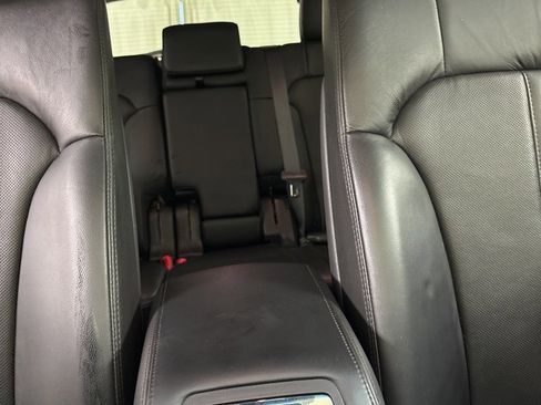 Used 2019 Lincoln MKT AWD image 35